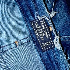 Abercrombie & Fitch high rise skinny jeans size 12/31